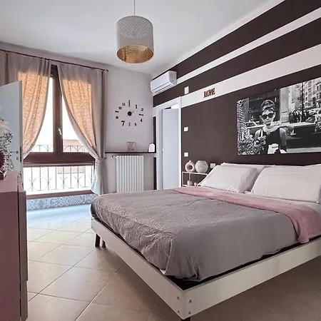 Casa Di Silvia City Center Design E Comfort In Centro Citta Parcheggi H 24 Apartmán *