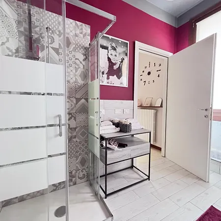 Casa Di Silvia City Center Design E Comfort In Centro Citta Parcheggi H 24 * Verona